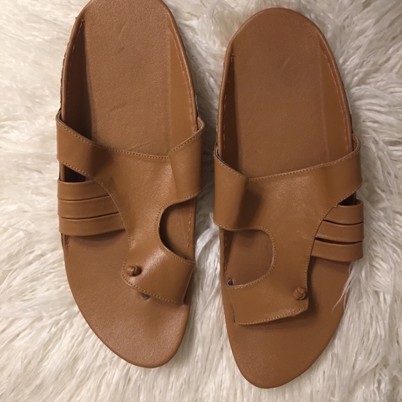 12 size chappals